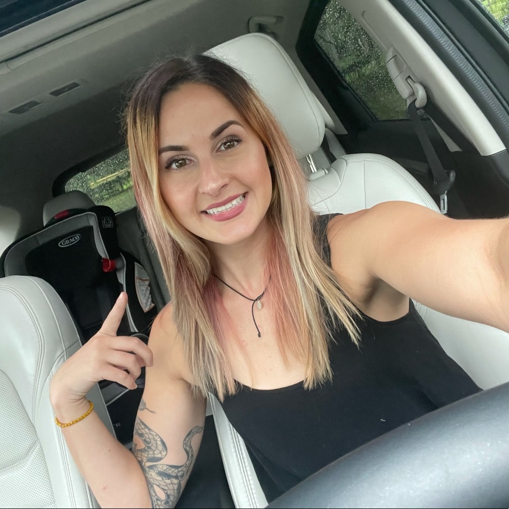 Meet your Posher, Brooke